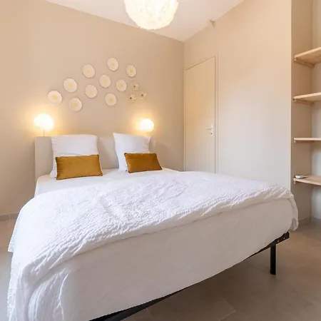 בית נופש Charming With Private Pool Hautefort