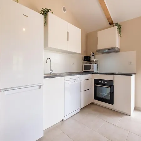 Charming With Private Pool Holiday home