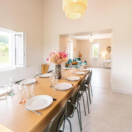 Charming With Private Pool Holiday home *