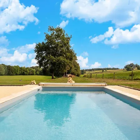 Holiday home Charming With Private Pool Hautefort