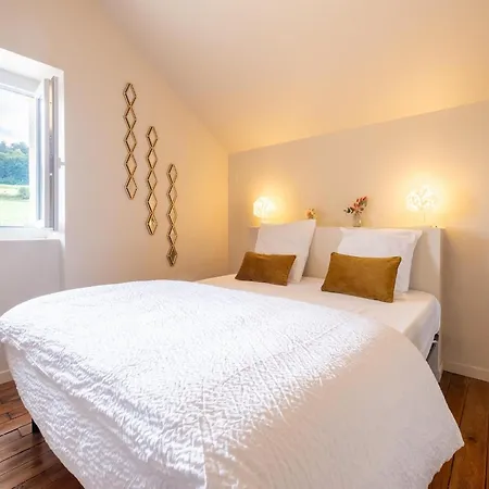 Charming With Private Pool Holiday home